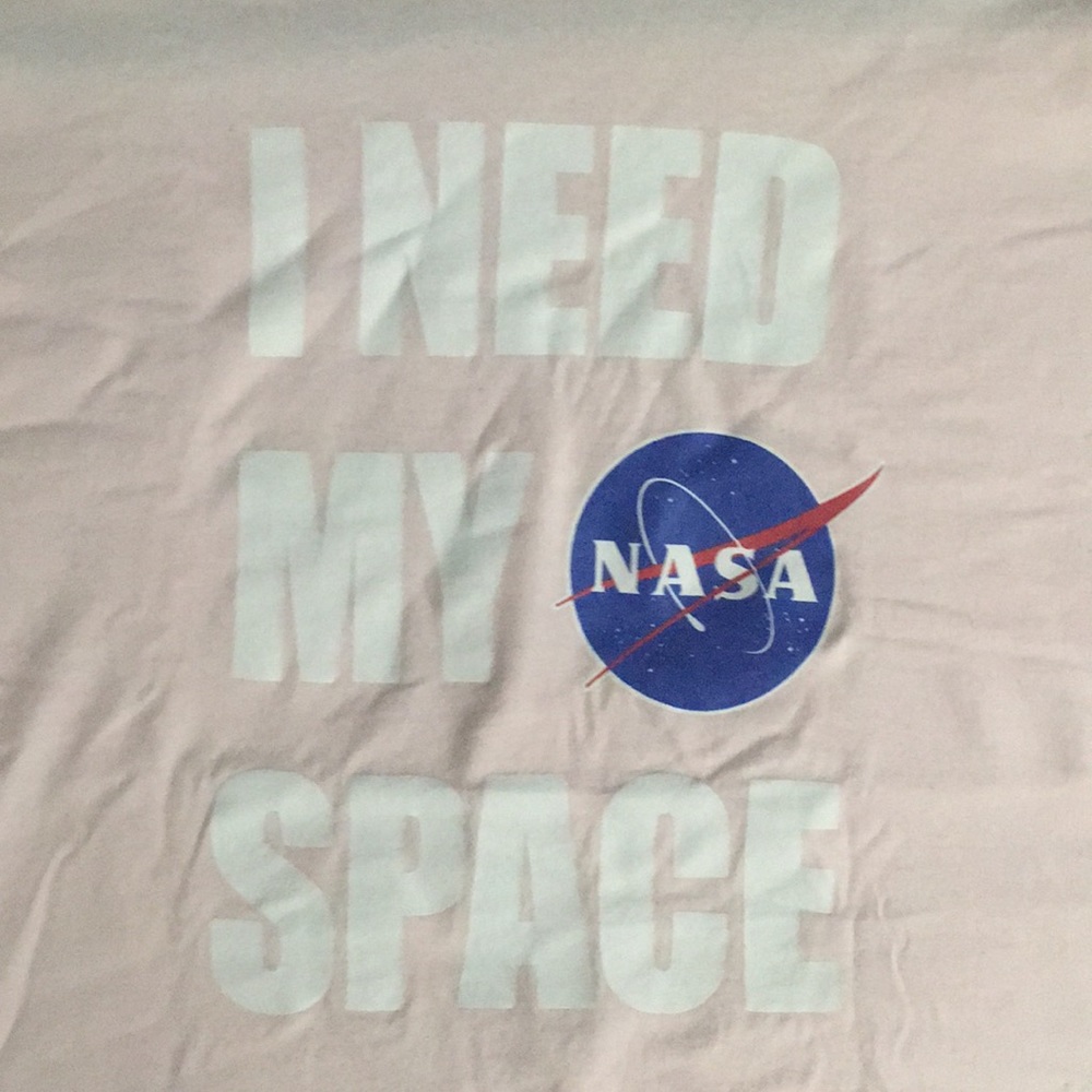 I Need My Space NASA Medium Light Pink USED